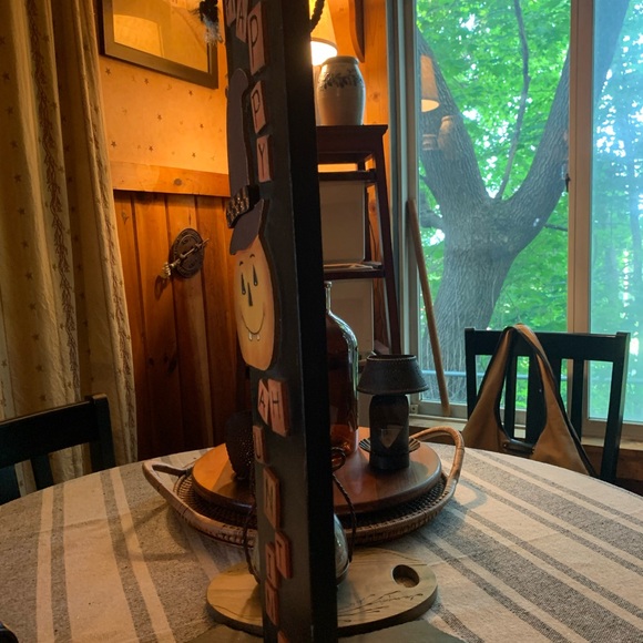 Wooden Happy Haunting Wall Hanging - Picture 5 of 8